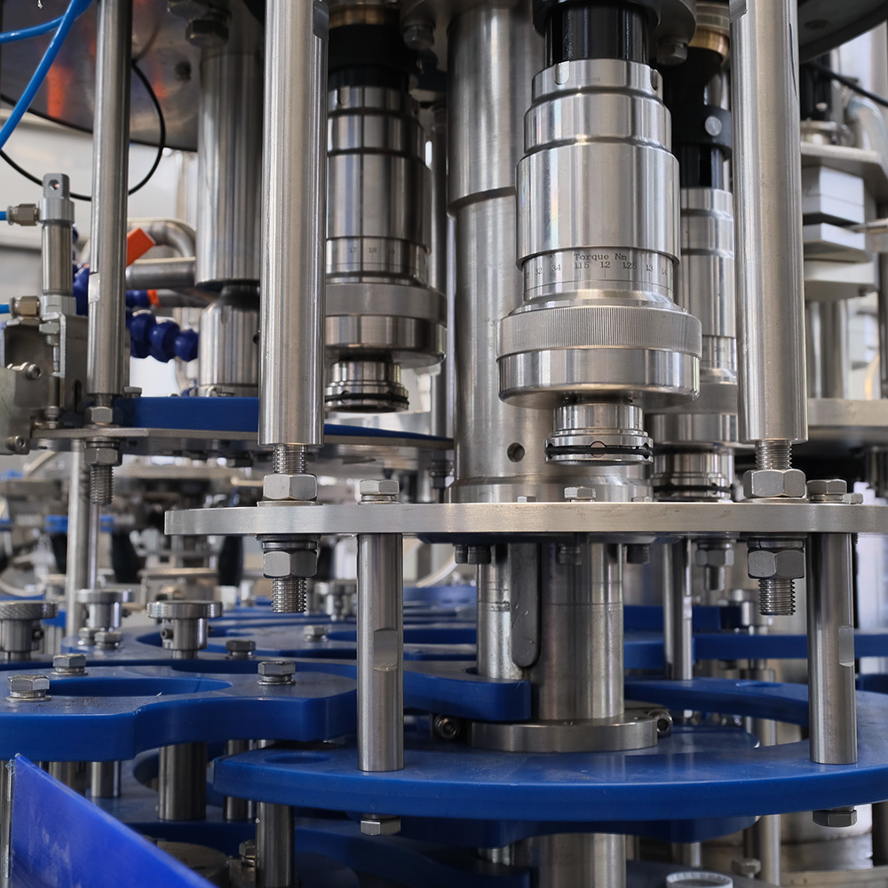Advanced Automated Hot Filling System for Premium Juice Bottling